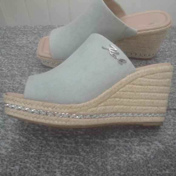 Karl Lagerfeld Paris Women's Corissa Slip on Espadrille Wedge Sandal 9.5M - Picture 7 of 9